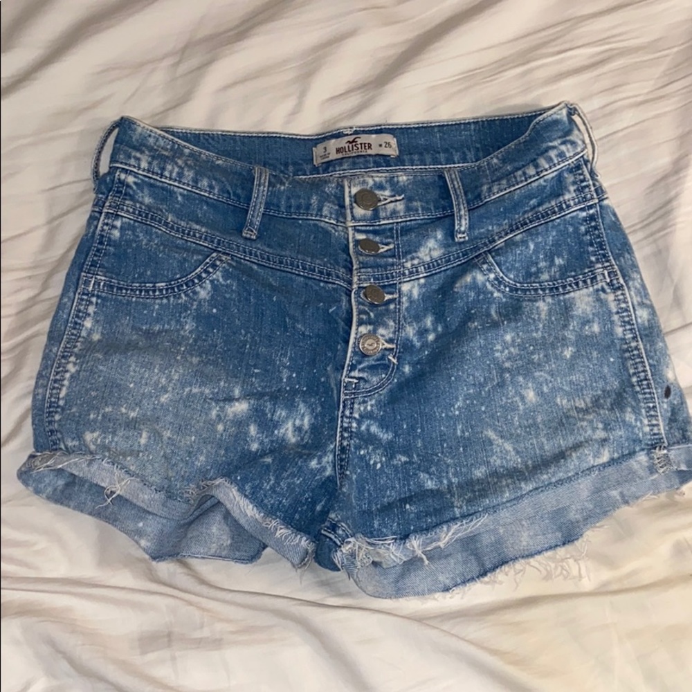 Women’s high waisted  jean short